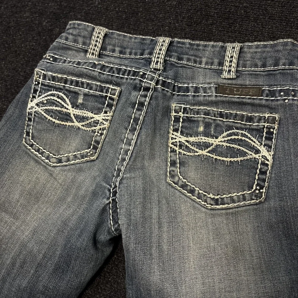 Cowgirl Tuff Co. Bootcut Jeans Womens 27x33 Blue Distressed Embroidered Denim